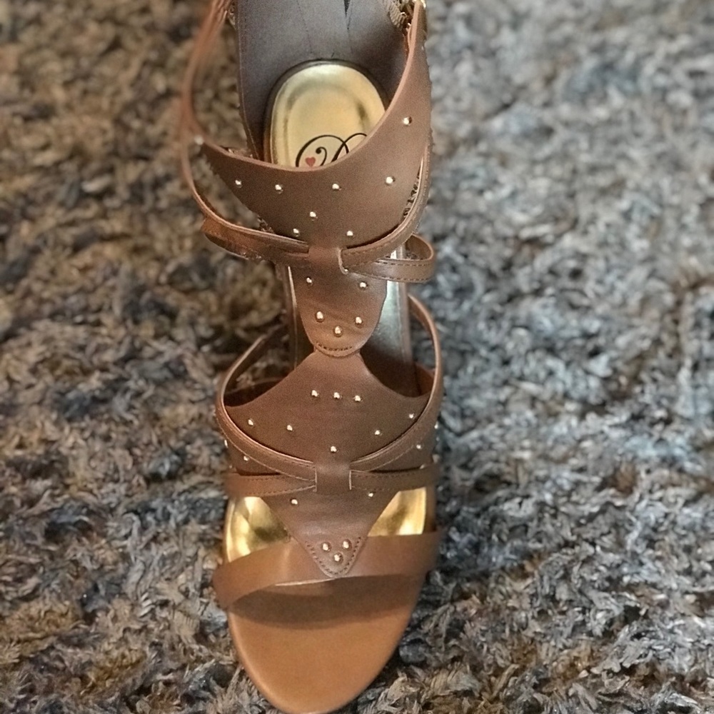 Cognac heels